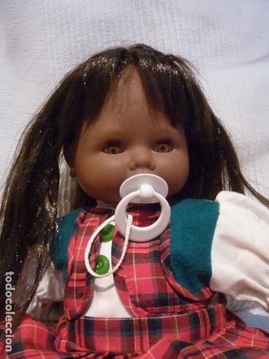 Mu&ntilde;ecas Espa&ntilde;olas Modernas: MU&Ntilde;ECA NEGRITA LLORONA