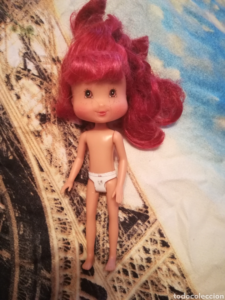 Mu&ntilde;ecas espa&ntilde;olas modernas: Mu&ntilde;eca tarta de fresa - Foto 1