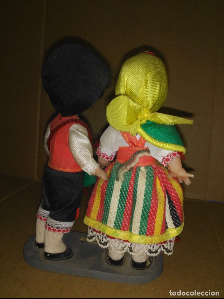Mu&ntilde;ecas espa&ntilde;olas modernas: Pareja de mu&ntilde;ecos Canarios 19 cm. - Foto 2