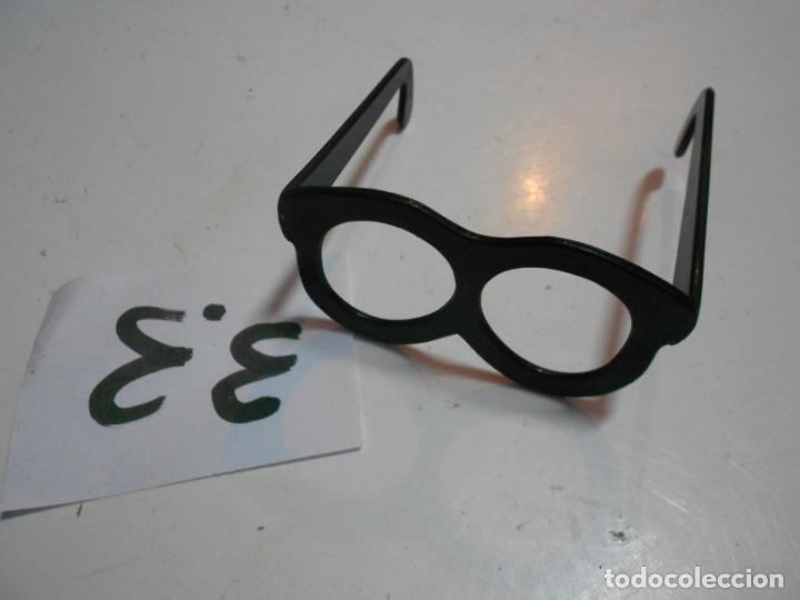 gafas para muñecas