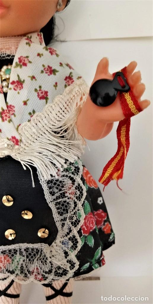 Mu&ntilde;ecas espa&ntilde;olas modernas: Mu&ntilde;ecas de trajes regionales - Foto 3