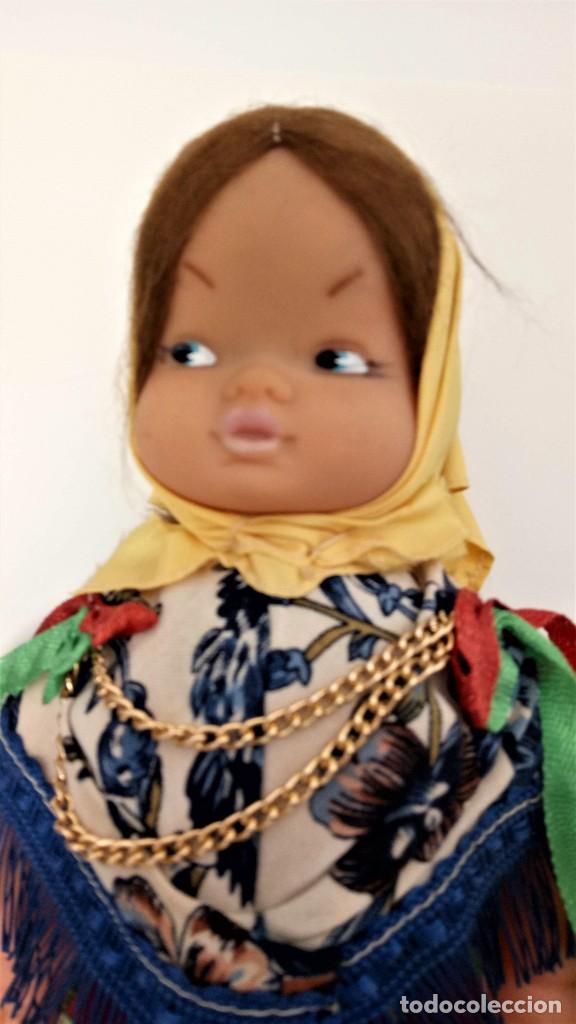 Mu&ntilde;ecas espa&ntilde;olas modernas: Mu&ntilde;ecas de de trajes regionales - Foto 2