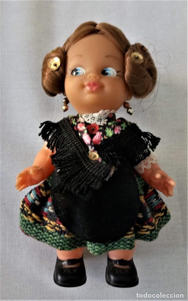 Mu&ntilde;ecas espa&ntilde;olas modernas: Mu&ntilde;ecas Regionales - Foto 1