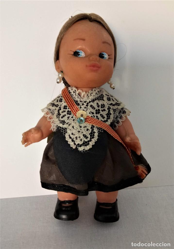 Mu&ntilde;ecas espa&ntilde;olas modernas: Mu&ntilde;ecas Regionales - Foto 2