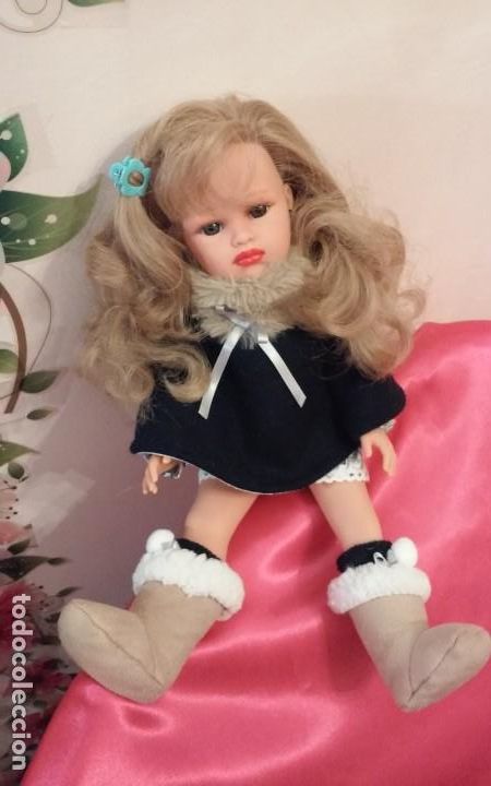 MUÑECA PAOLA REINA. ORIGINAL.-NUEVA-VINILO. NAVIDAD