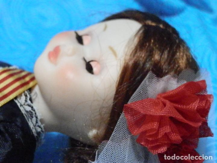 Mu&ntilde;ecas espa&ntilde;olas modernas: MU&Ntilde;ECA SIN MARCA CON TRAJE REGIONAL, 32 CM - Foto 3