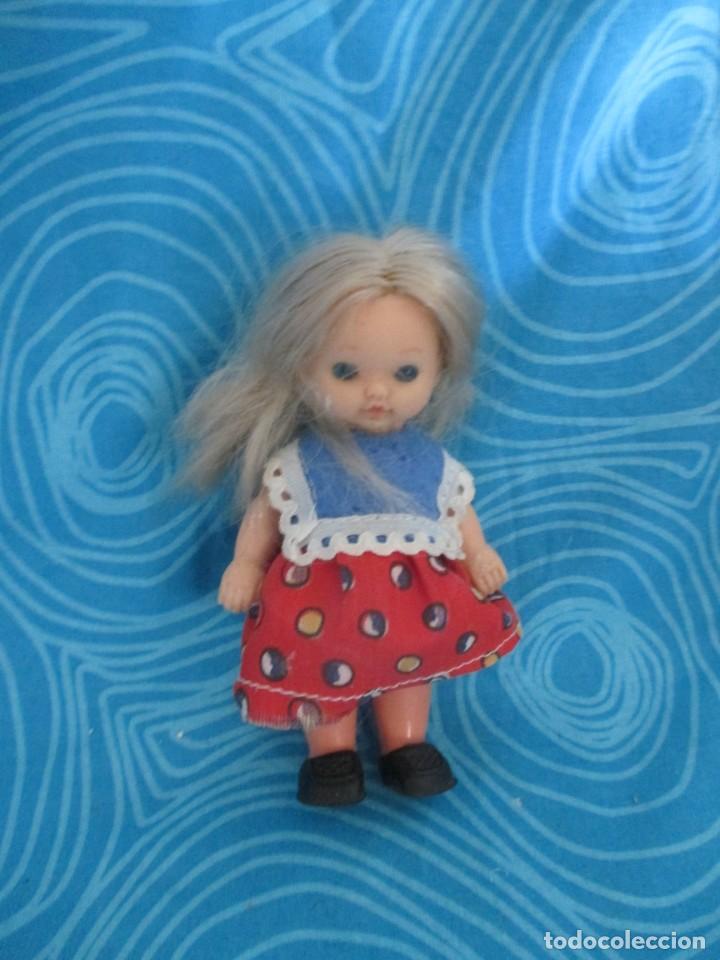 Mu&ntilde;ecas espa&ntilde;olas modernas: MINI MU&Ntilde;ECA CAMI DE BB, , MIDE UNOS 11 CM - Foto 2