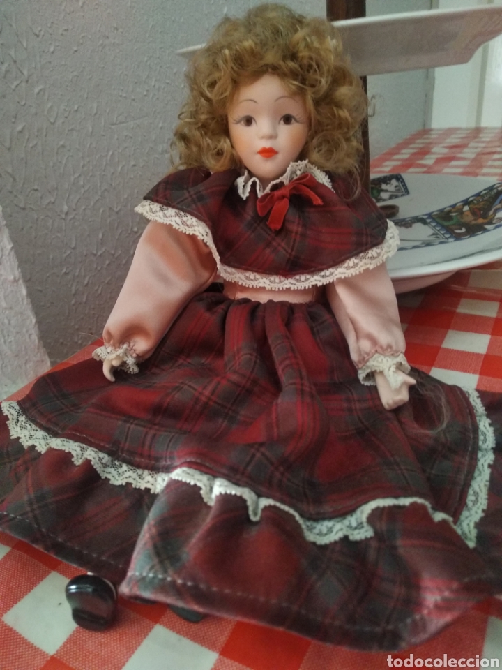 Mu&ntilde;ecas espa&ntilde;olas modernas: Mu&ntilde;eca de porcelana marca Fan&aacute;s - Foto 1