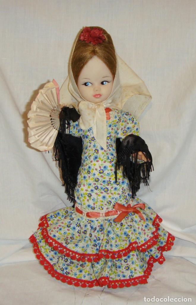 Poup&eacute;es Espagnoles Modernes: Mu&ntilde;eca Chulapa de Madrid. Marca SILQUI. A&ntilde;os 60