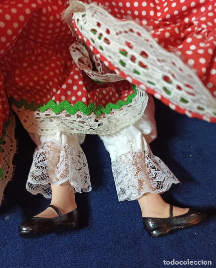 Mu&ntilde;ecas espa&ntilde;olas modernas: Mu&ntilde;eca de Porcelana de Marin gitana de 40 cm - Foto 4