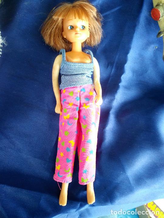 Mu&ntilde;ecas espa&ntilde;olas modernas: Mu&ntilde;eca Chabel feber con ropa - Foto 3