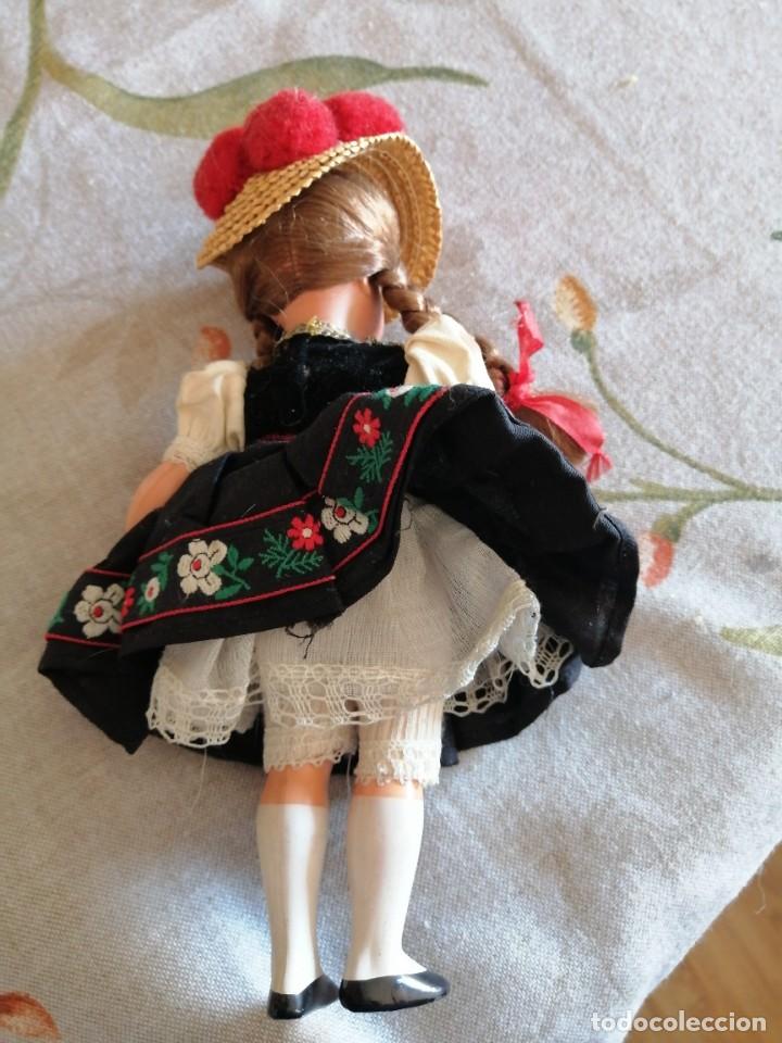 Mu&ntilde;ecas espa&ntilde;olas modernas: MU&Ntilde;ECA CON TRAJE REGIONAL - Foto 2