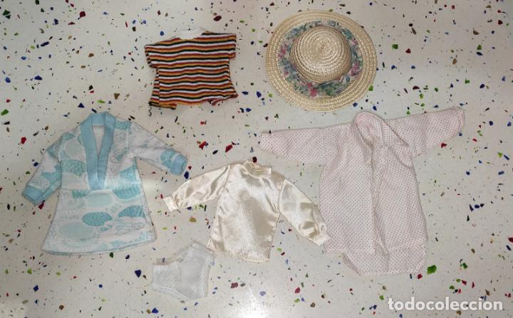 Mu&ntilde;ecas espa&ntilde;olas modernas: Ropa de mu&ntilde;ecas .