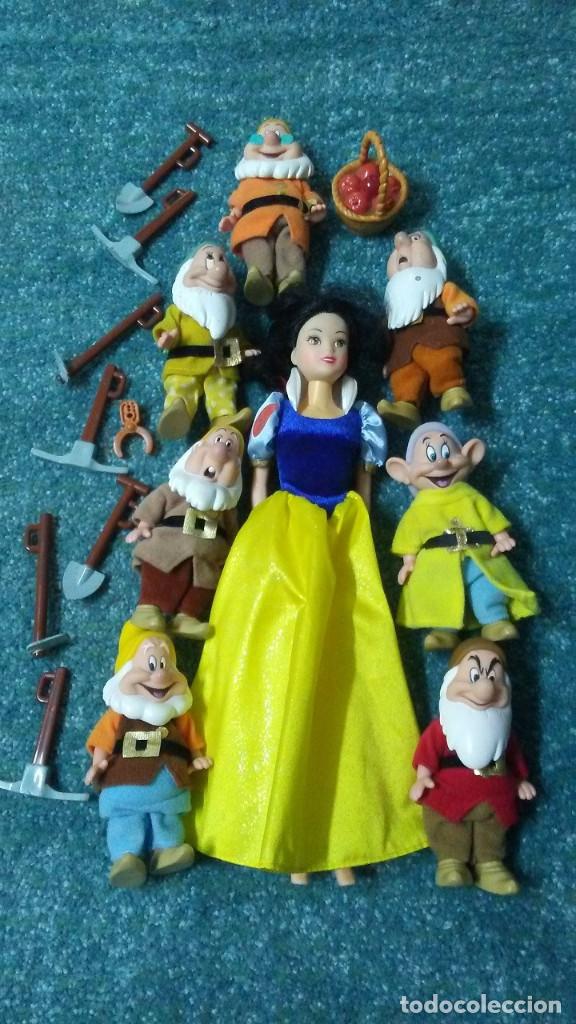 Mu&ntilde;ecas espa&ntilde;olas modernas: BLANCANIEVES Y LOS 7 ENANITOS CON COMPLEMENTOS - Foto 2