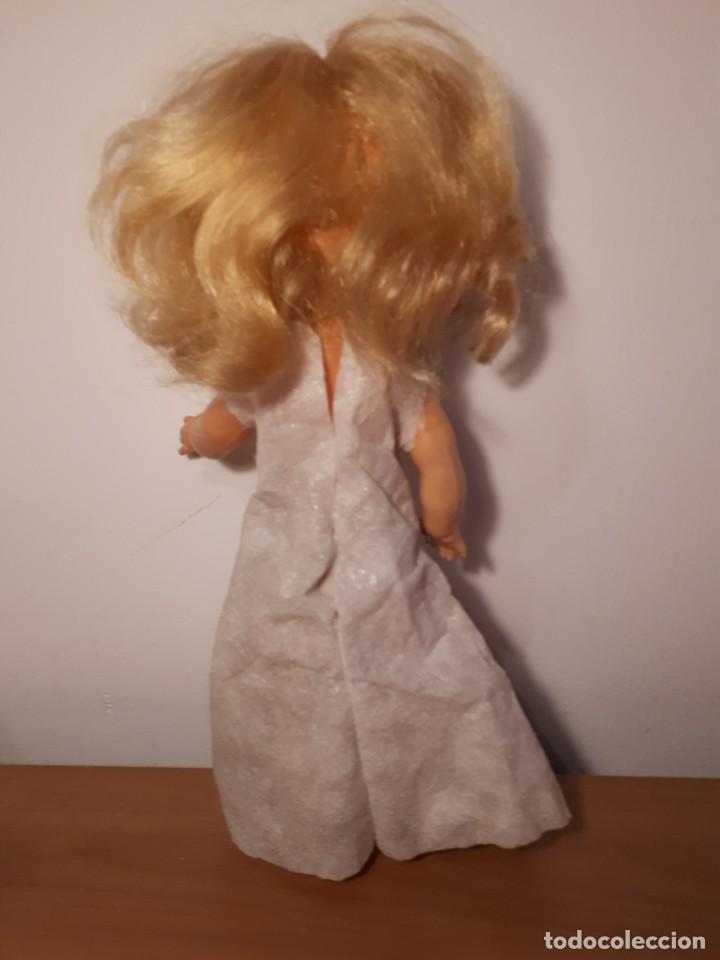 Mu&ntilde;ecas espa&ntilde;olas modernas: MU&Ntilde;ECA DE COMUNI&Oacute;N ORIGINAL A&Ntilde;OS 70 - Foto 9
