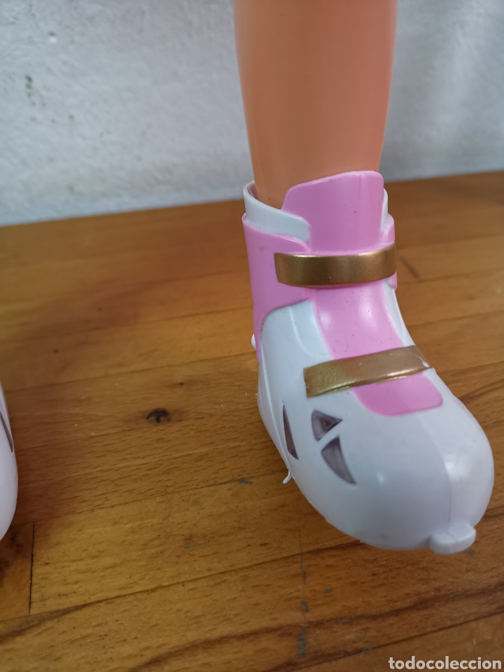 Mu&ntilde;ecas espa&ntilde;olas modernas: Mu&ntilde;eca patinadora, funcionando. Nancy New. - Foto 5