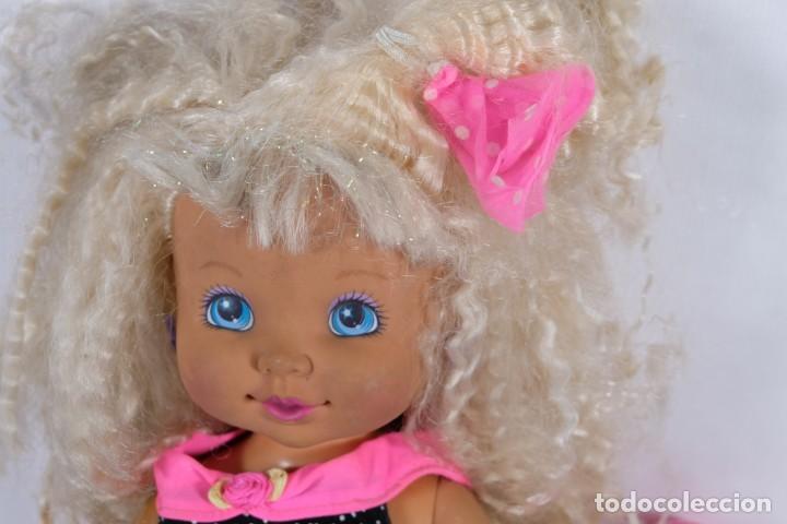 Mu&ntilde;ecas espa&ntilde;olas modernas: Mu&ntilde;eca Hasbro 1990 - Foto 2