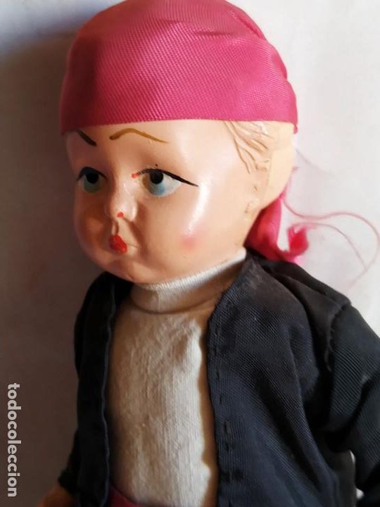 Mu&ntilde;ecas espa&ntilde;olas modernas: Mu&ntilde;eco en traje regional espa&ntilde;ol - Foto 3
