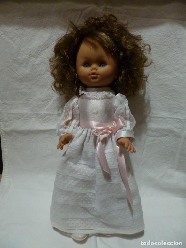 Mu&ntilde;ecas espa&ntilde;olas modernas: Mu&ntilde;eca comuni&oacute;n - Foto 1