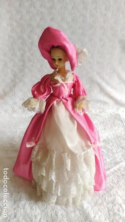 Modern Spanish Dolls: Mu&ntilde;eca paraguas. Funciona perfectamente. Limpieza y restauraci&oacute;n.