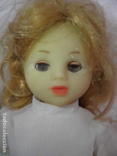 Mu&ntilde;ecas espa&ntilde;olas modernas: MU&Ntilde;ECA WENDY DE COMUNI&Oacute;N DE PEREZ Y GALSEM - Foto 3
