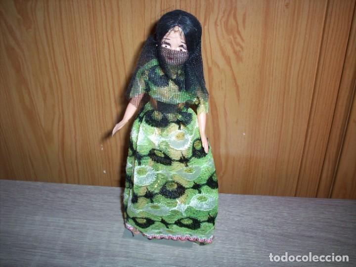 Mu&ntilde;ecas espa&ntilde;olas modernas: mu&ntilde;eca regional arabe - Foto 1