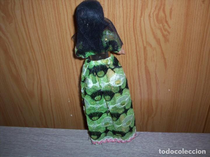 Mu&ntilde;ecas espa&ntilde;olas modernas: mu&ntilde;eca regional arabe - Foto 2