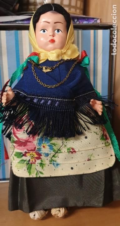 Mu&ntilde;ecas espa&ntilde;olas modernas: MU&Ntilde;ECA REGIONAL CELULOIDE 19 CM. ALTURA - Foto 1