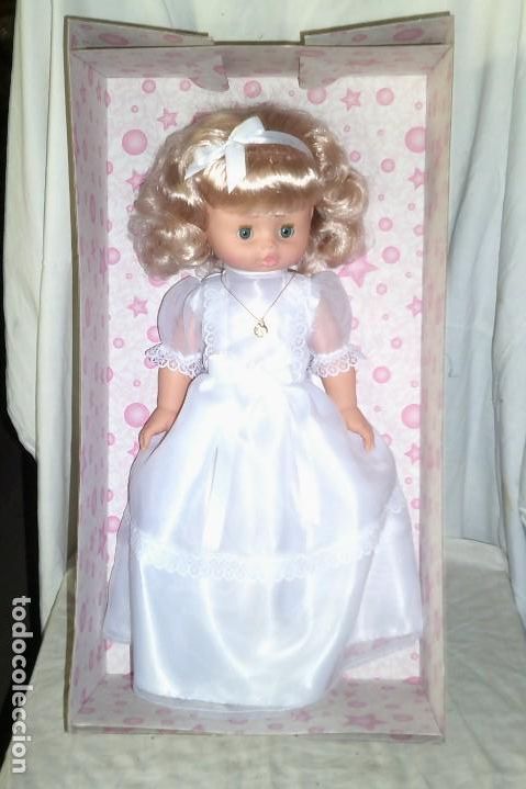 Mu&ntilde;ecas espa&ntilde;olas modernas: mu&ntilde;eca mi primera comuni&oacute;n en perfecto estado mca. COMA - Foto 1