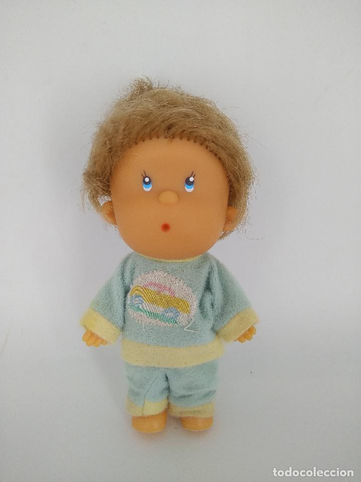 Bambole Spagnole Moderne: Peque&ntilde;o mu&ntilde;eco de unos 10 cm sin marca con ropita