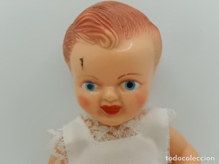 Mu&ntilde;ecas espa&ntilde;olas modernas: Peque&ntilde;o mu&ntilde;eco. Sin m&aacute;s datos. - Foto 2