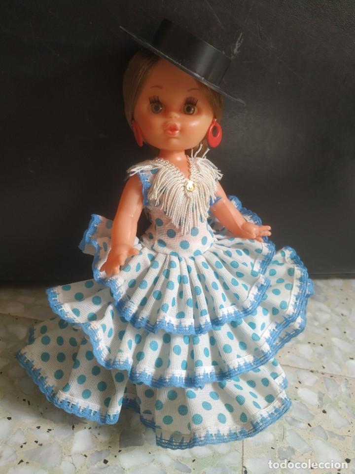 preciosa muñeca vestida de flamenca sevillana. - Compra venta en  todocoleccion