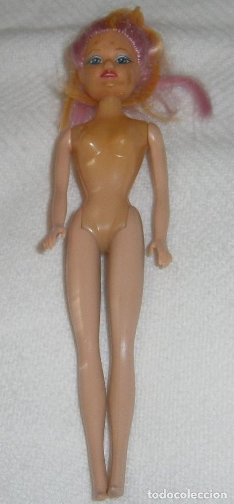 Mu&ntilde;ecas espa&ntilde;olas modernas: mu&ntilde;eca de 16 cms con el pelo rosa largo - Foto 2