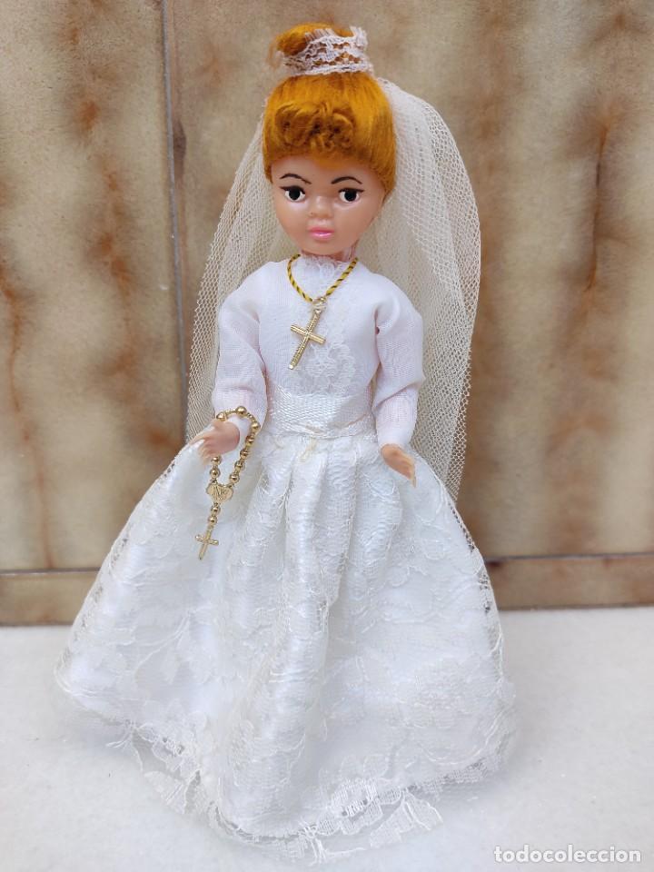 Mu&ntilde;ecas espa&ntilde;olas modernas: Mu&ntilde;eca de comuni&oacute;n vintage - Foto 1