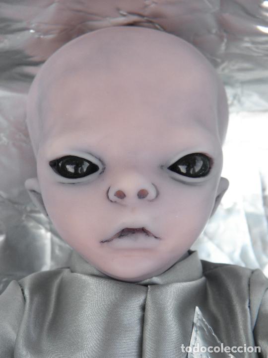 Mu&ntilde;ecas espa&ntilde;olas modernas: Mu&ntilde;eco reborn Alien Gris extraterreste - Foto 2