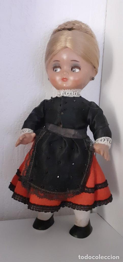 Mu&ntilde;ecas espa&ntilde;olas modernas: MU&Ntilde;ECA LINDA PIRULA GALLEGA - Foto 1