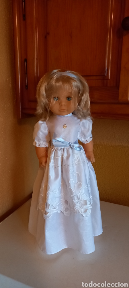 Mu&ntilde;ecas espa&ntilde;olas modernas: MU&Ntilde;ECA COMUNION MINISON MEDIDAS 57CM APROX. - Foto 3