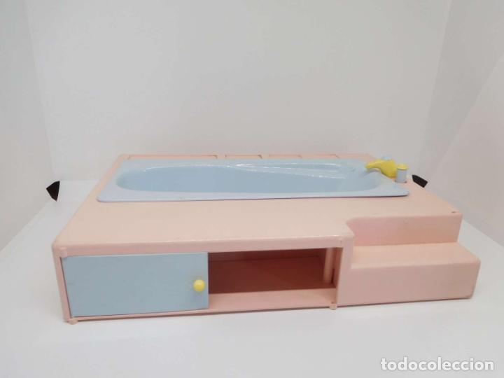 Mu&ntilde;ecas espa&ntilde;olas modernas: Ba&ntilde;era de la mu&ntilde;eca Chabel de Feber a&ntilde;os 80. - Foto 4