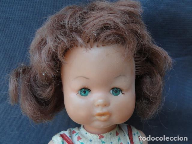 Mu&ntilde;ecas espa&ntilde;olas modernas: MU&Ntilde;ECA PL&Aacute;STICO GOMA A&Ntilde;OS 70. - Foto 2