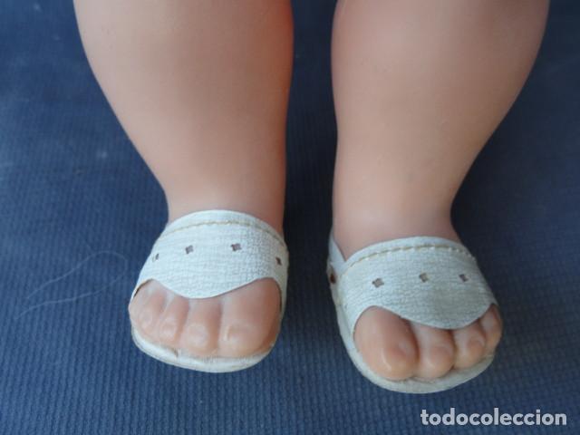 Mu&ntilde;ecas espa&ntilde;olas modernas: MU&Ntilde;ECA PL&Aacute;STICO GOMA A&Ntilde;OS 70. - Foto 5