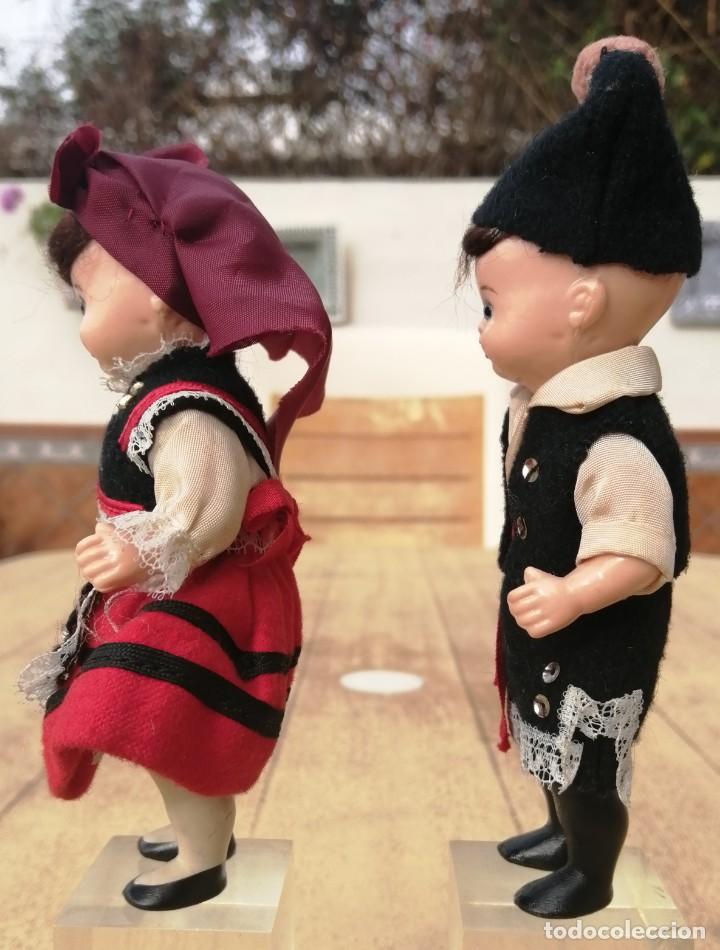 Mu&ntilde;ecas espa&ntilde;olas modernas: Pareja Mu&ntilde;ecos Asturianos Celuloide - Foto 4
