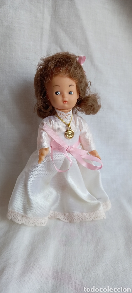 Mu&ntilde;ecas espa&ntilde;olas modernas: MU&Ntilde;ECA COMUNION A. BORDERA MEDIDAS 17CM APROX - Foto 1