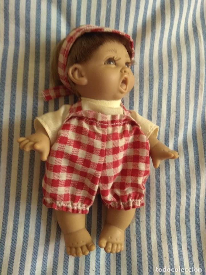 Mu&ntilde;ecas espa&ntilde;olas modernas: Mu&ntilde;eco gestitos Mini Peke Robert - Foto 2