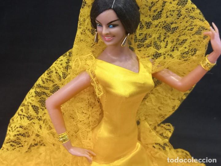 Mu&ntilde;ecas espa&ntilde;olas modernas: MU&Ntilde;ECA &uml;MAR&Iacute;N&uml; (AMARILLO-COLA) 32cm - Foto 4