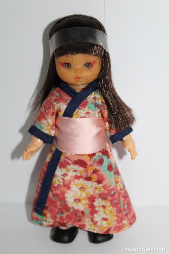Poup&eacute;es Espagnoles Modernes: MU&Ntilde;ECA ALINA ORIENTAL O JAPONESA DE BB - A&Ntilde;OS 80