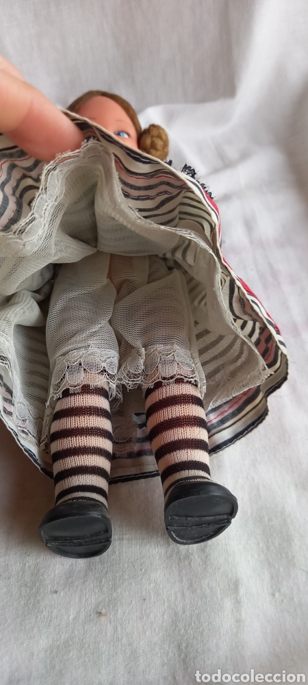 Mu&ntilde;ecas espa&ntilde;olas modernas: MU&Ntilde;ECA REGIONAL DE SILQUI - Foto 10