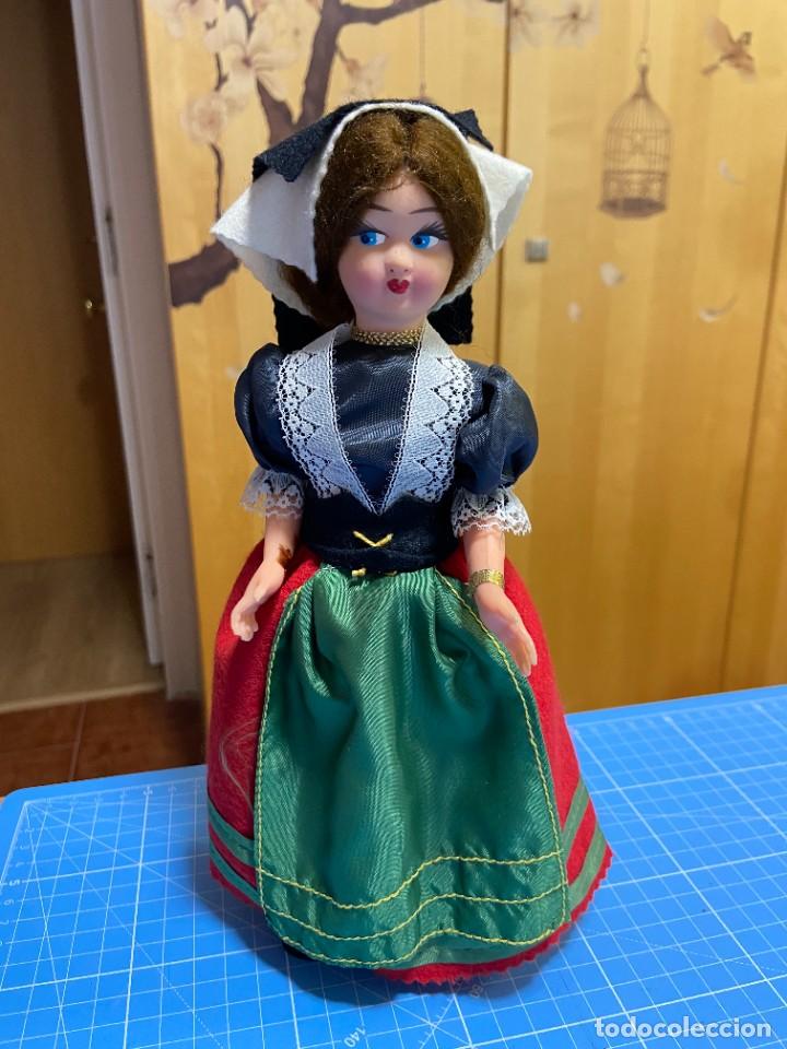 Mu&ntilde;ecas espa&ntilde;olas modernas: MU&Ntilde;ECA ESPA&Ntilde;OLA CON TRAJE REGIONAL, 2 - Foto 2