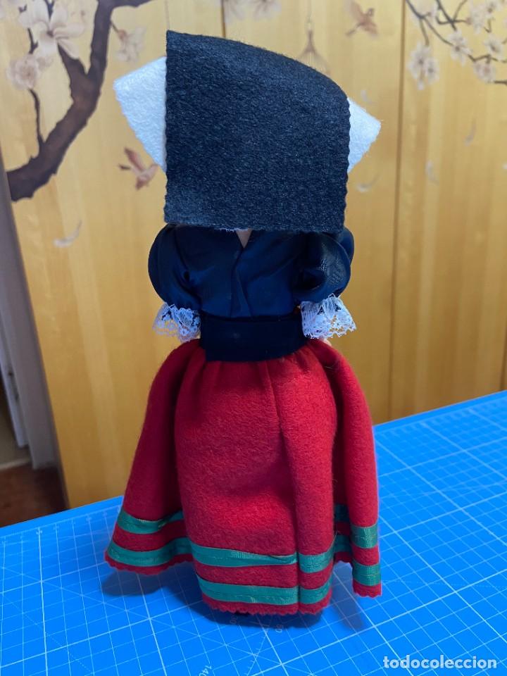 Mu&ntilde;ecas espa&ntilde;olas modernas: MU&Ntilde;ECA ESPA&Ntilde;OLA CON TRAJE REGIONAL, 2 - Foto 3