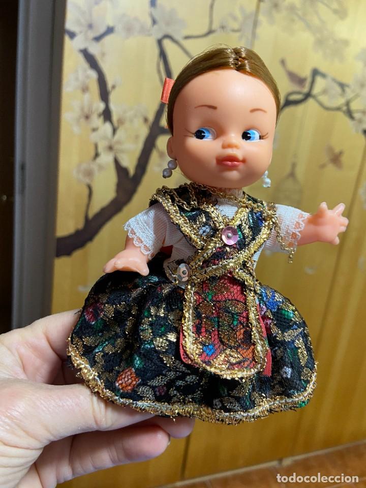 Mu&ntilde;ecas espa&ntilde;olas modernas: MU&Ntilde;ECA CON TRAJE REGIONAL, - Foto 1