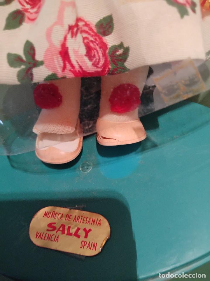 Mu&ntilde;ecas espa&ntilde;olas modernas: MU&Ntilde;ECA SALLY VESTIDA DE FALLERA - Foto 2